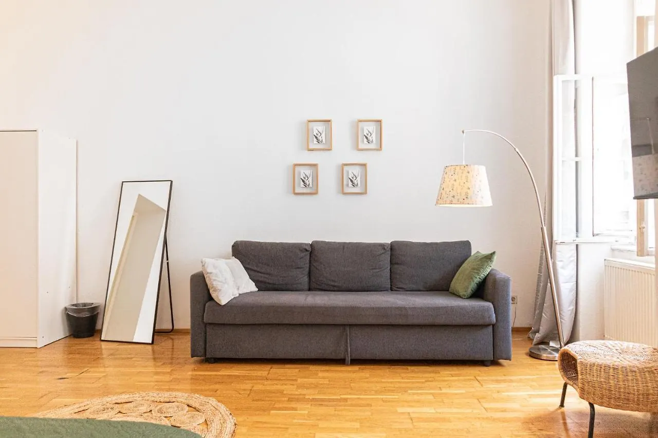 Smart 2Br Apt. Perfect For Longstays Near Rennweg Vienna Apartment